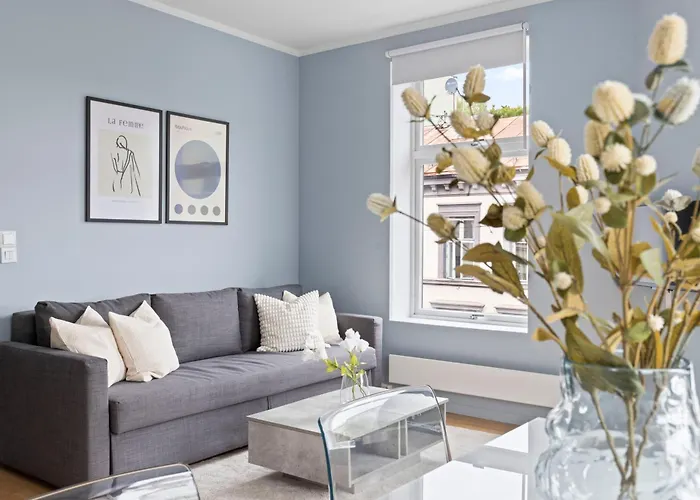 Modern And Bright Apartment In Central Oslo
